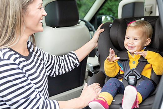 Otrok v avtu? Na kaj morate biti ob tem starši pozorni!