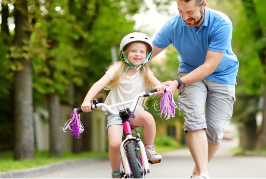 Kako naučiti otroka voziti kolo - metode in triki