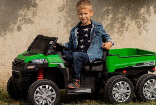 Kdaj otroku kupiti avto na akumulator?