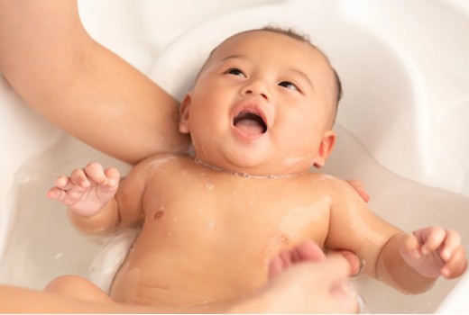 Kopanje dojenčka, nasveti in koristne informacije