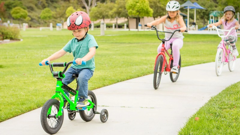 Kako izbrati otroško kolo - svetovanje ter pravila vožnje