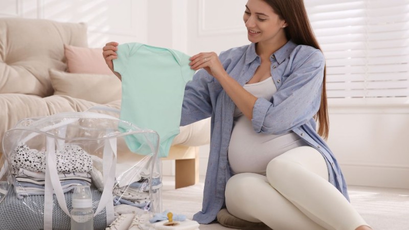 7 stvari, ki jih mora vsebovati torba za v porodnišnico