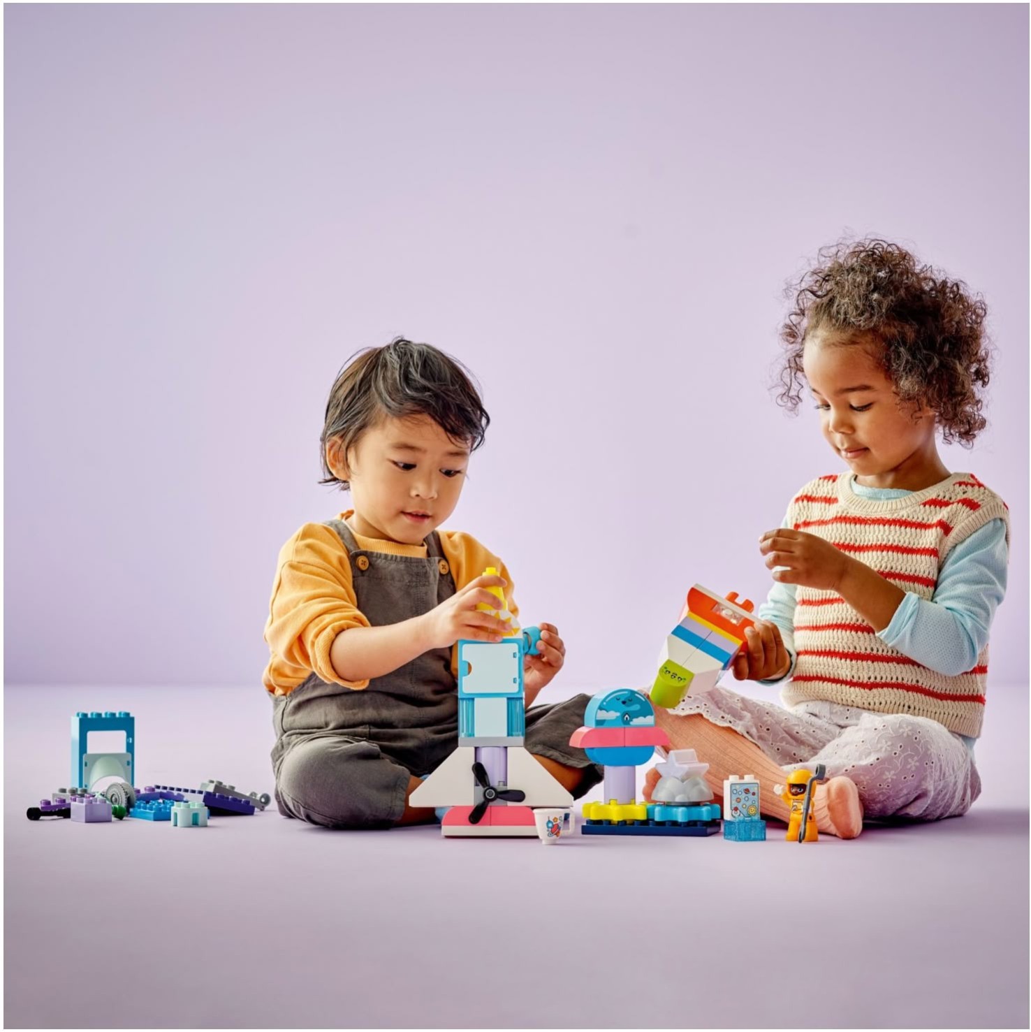 Lego kocke Duplo Dogodivščina z vesoljskim plovilom 3n1 10422