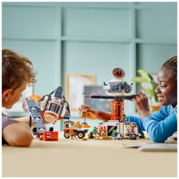 Lego kocke City Vesoljska postaja in izstrelitvena ploščad za rakete 60434 Lego kocke City Vesoljska postaja in izstrelitvena ploščad za rakete 60434