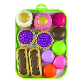 Ecoiffier sladice na pladnju