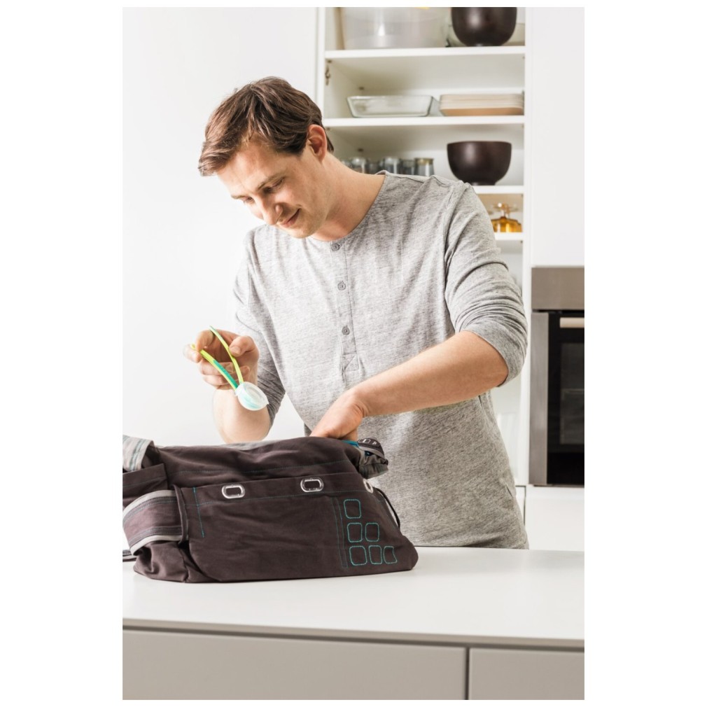 MAM žlica set dveh mehkih s pokrovom 504495