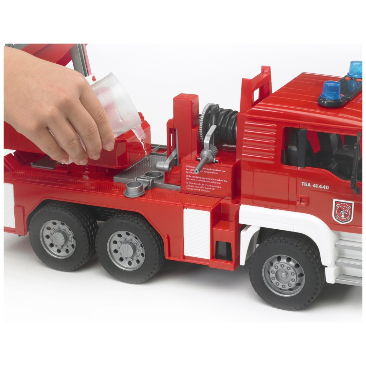 Bruder gasilski avto z lestvijo