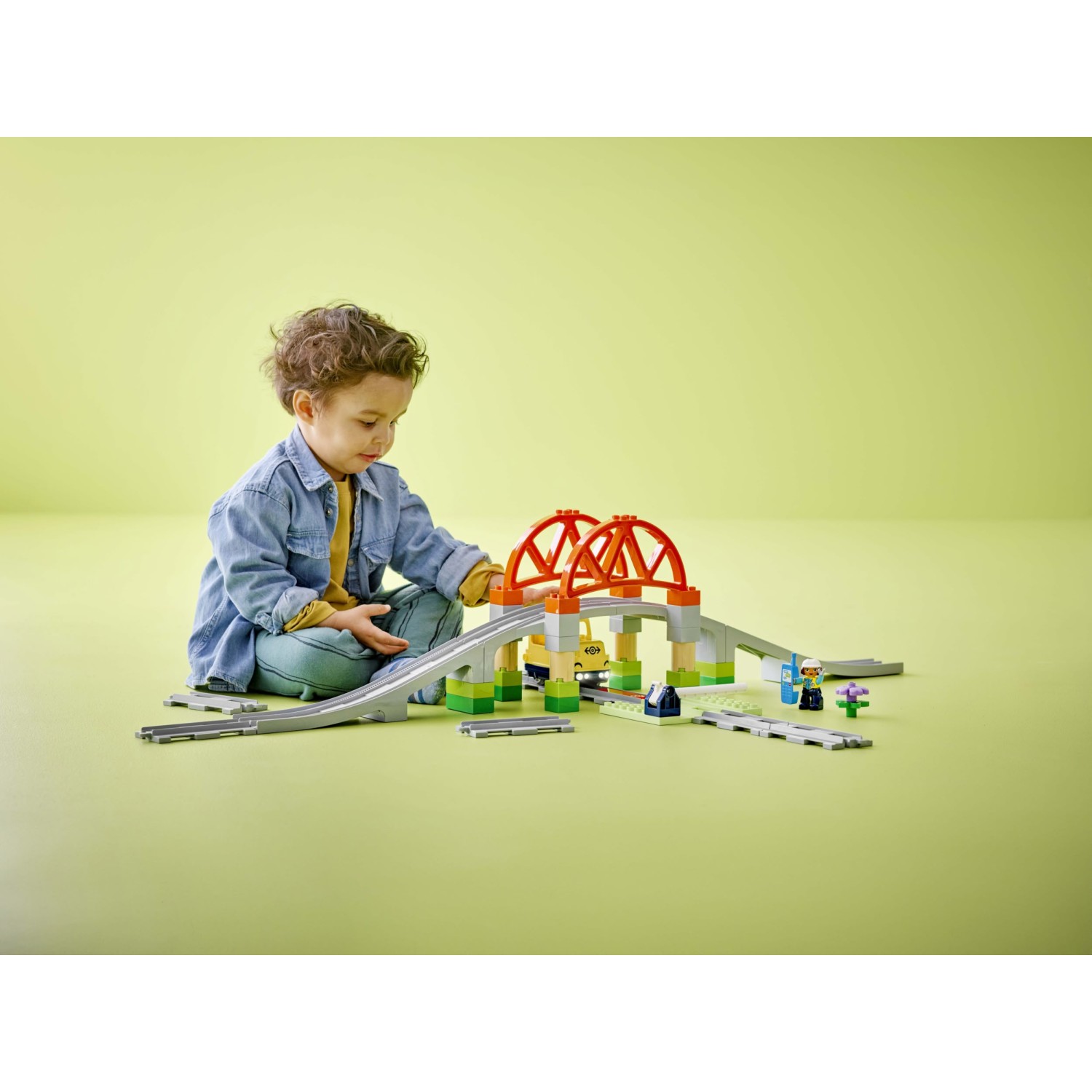 Kocke Duplo Razširitveni komplet železniški most in tiri 10426