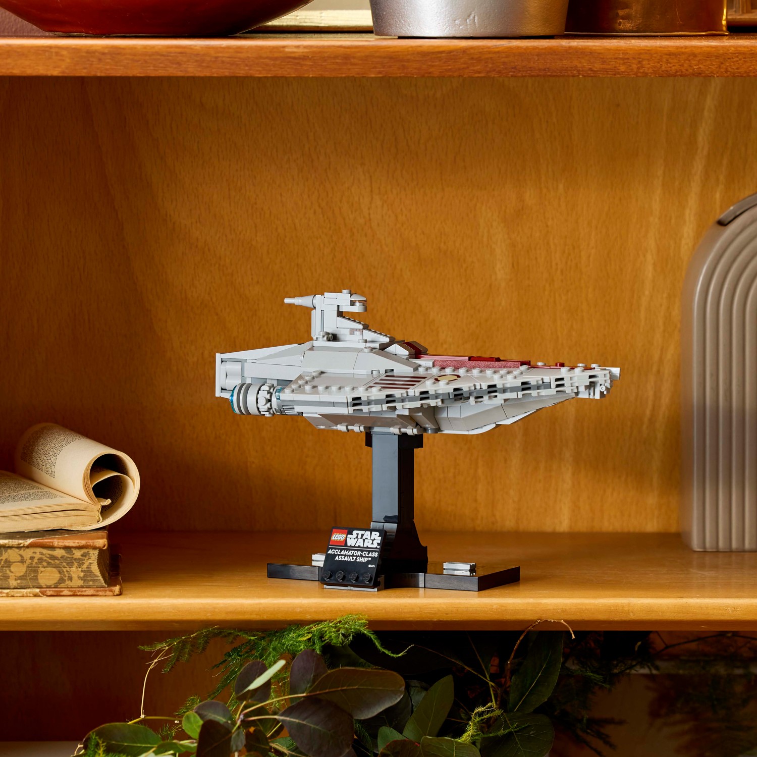 Lego® Star Wars™ 75404 Napadalna ladja razreda Acclamator™