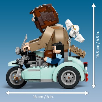 Kocke Harry Potter Hagridova™ in Harryjeva vožnja z motornim kolesom 76343