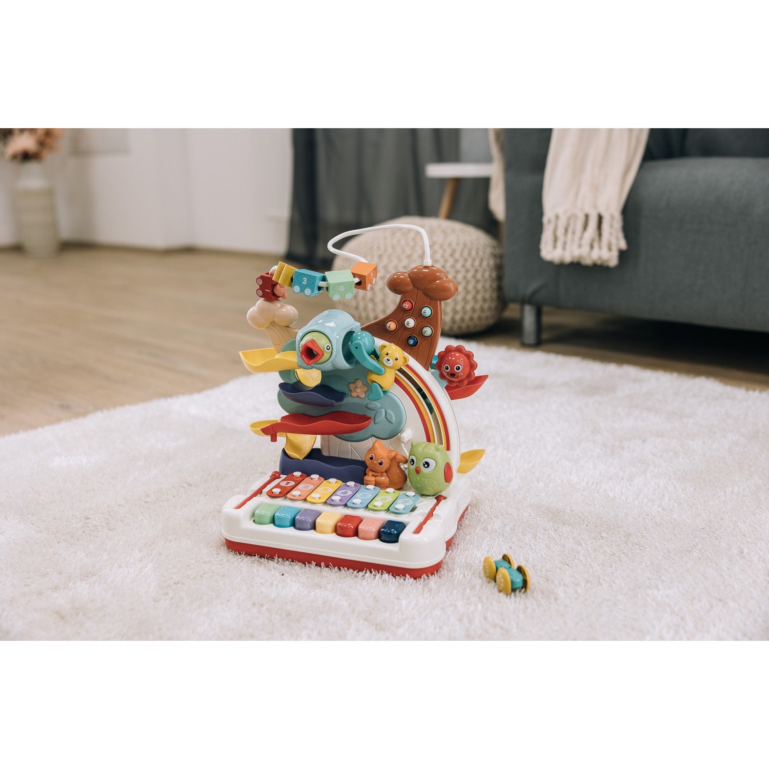 Free 2 Play Interaktivno drvce