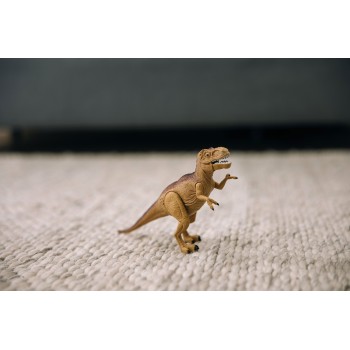 Free 2 Play Tiranozaver Rex z zvočnimi in svetlobnimi efekti Free 2 Play Tiranozaver Rex z zvočnimi in svetlobnimi efekti