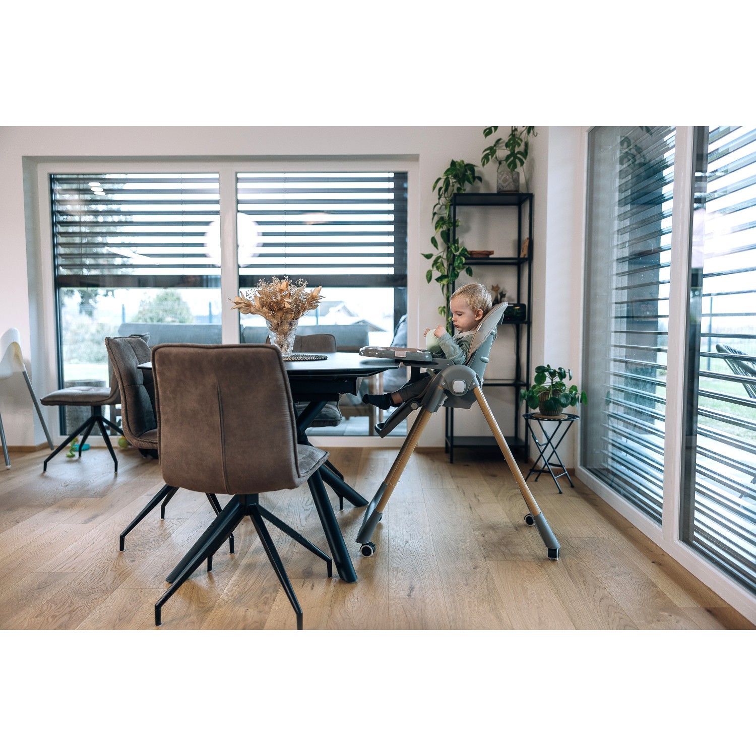 FreeON stol za hranjenje KAI Coffee FreeON stol za hranjenje KAI Coffee