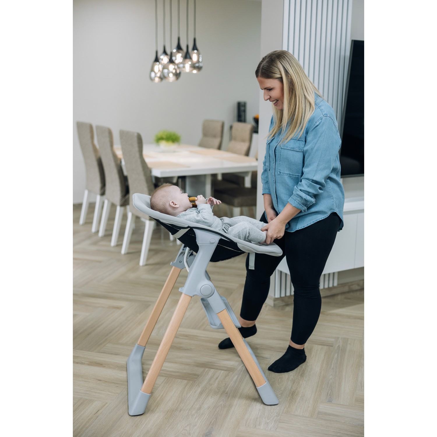 FreeON stol za hranjenje 2v1 Flexi Grow siva