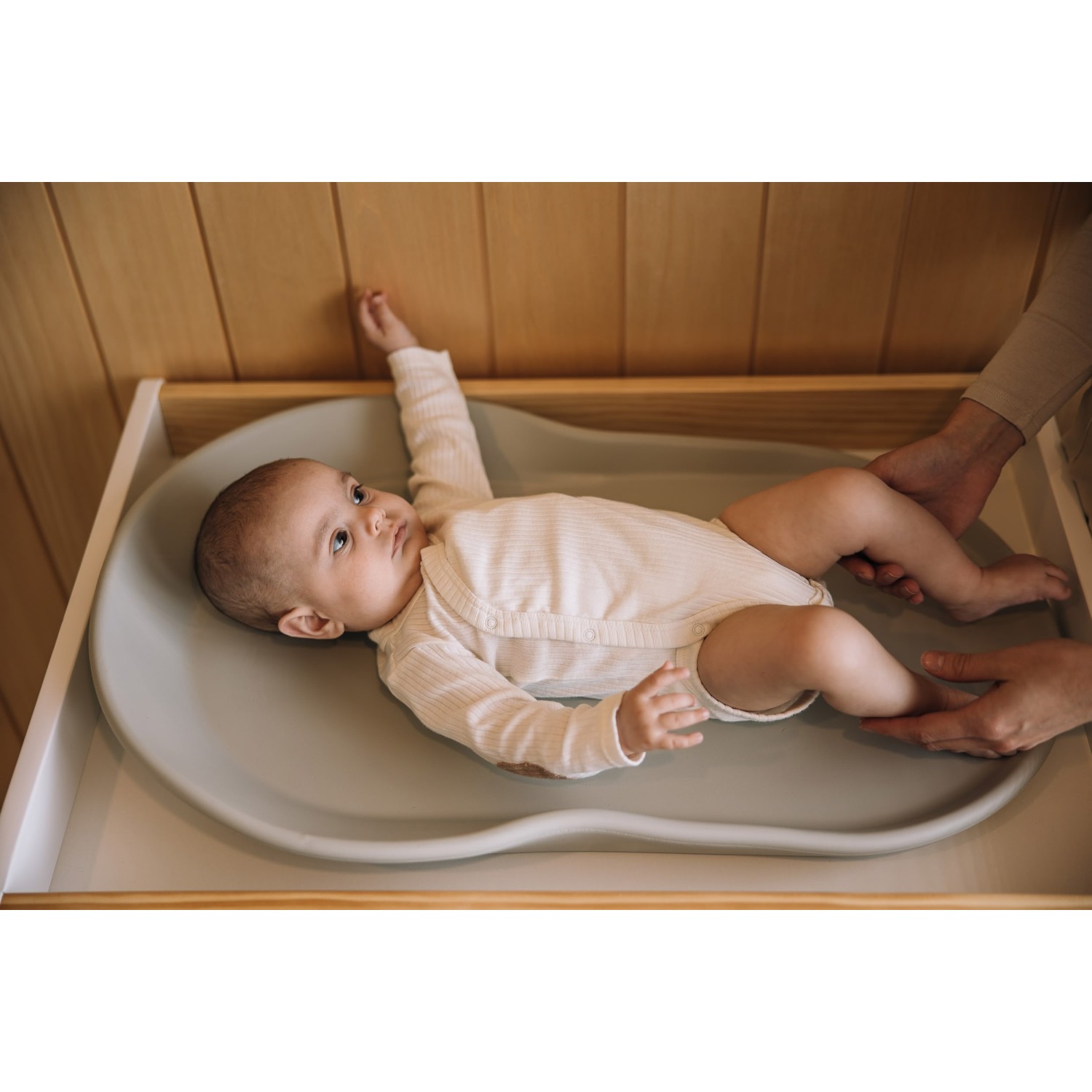 FreeON podloga za previjanje Prestige soft grey