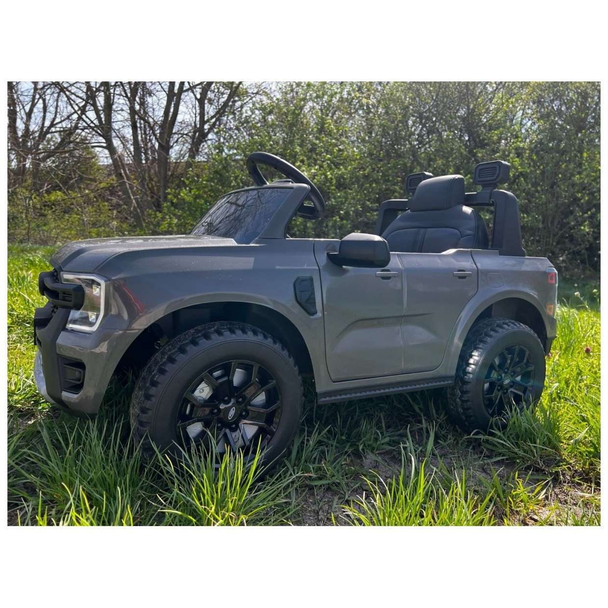 12V auto na akumulator FORD Ranger, 2x30W, bluetooth, crn