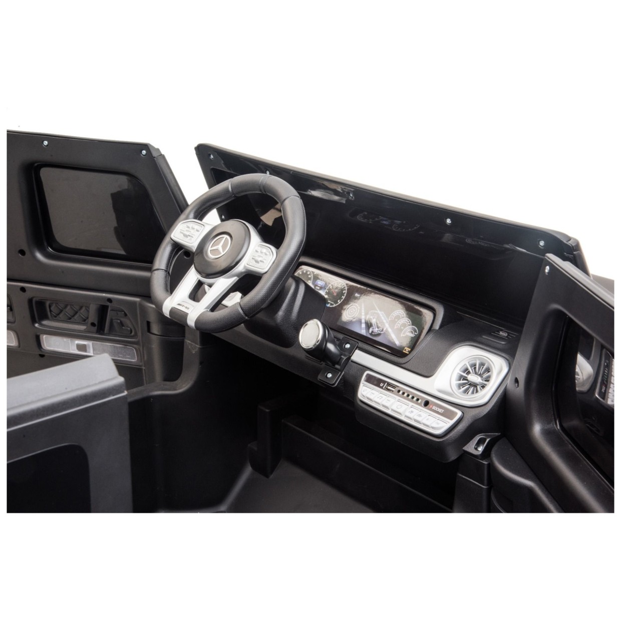 18V Mercedes-Benz G63 AMG 4x4, 200W - auto na akumulator, crni 18V Mercedes-Benz G63 AMG 4x4, 200W - auto na akumulator, crni