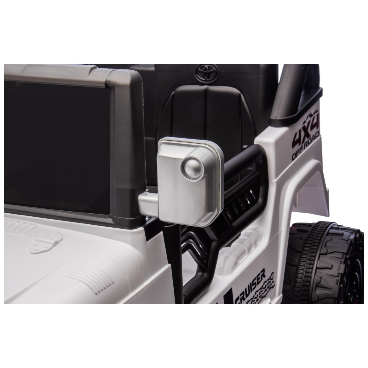 22V avto na daljinca 4x4 Toyota FJ Cruiser XXL, li-ion, bel