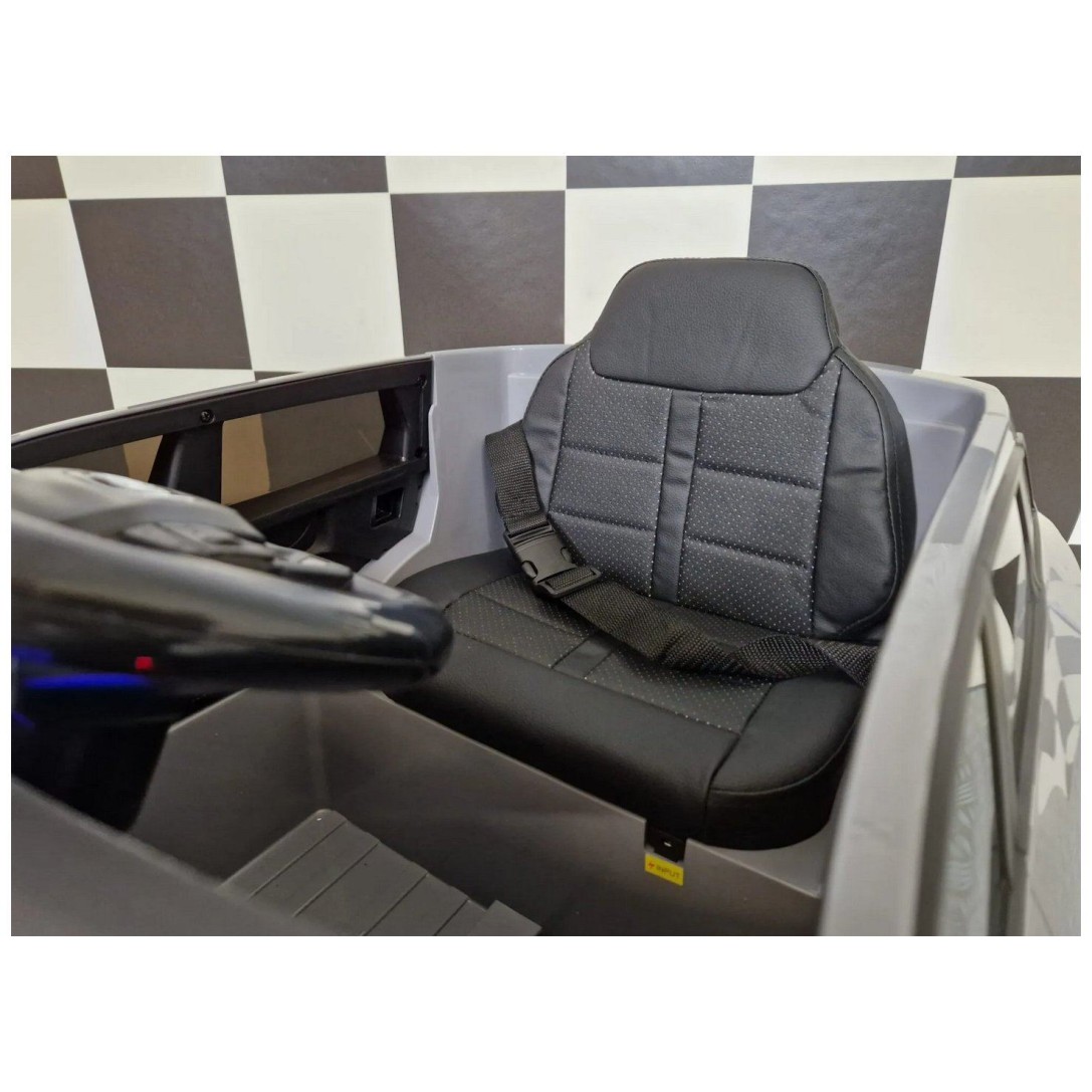 Avto na akumulator 12V Audi RS6 Nardo Grey Avto na akumulator 12V Audi RS6 Nardo Grey