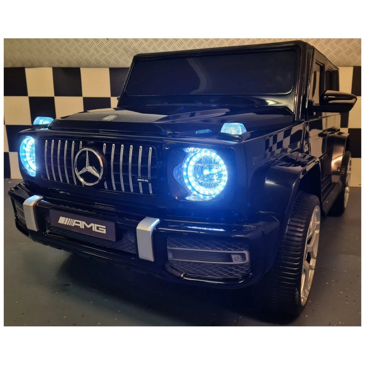 24V Mercedes G63 - dječji auto na akumulator, crne boje 24V Mercedes G63 - dječji auto na akumulator, crne boje