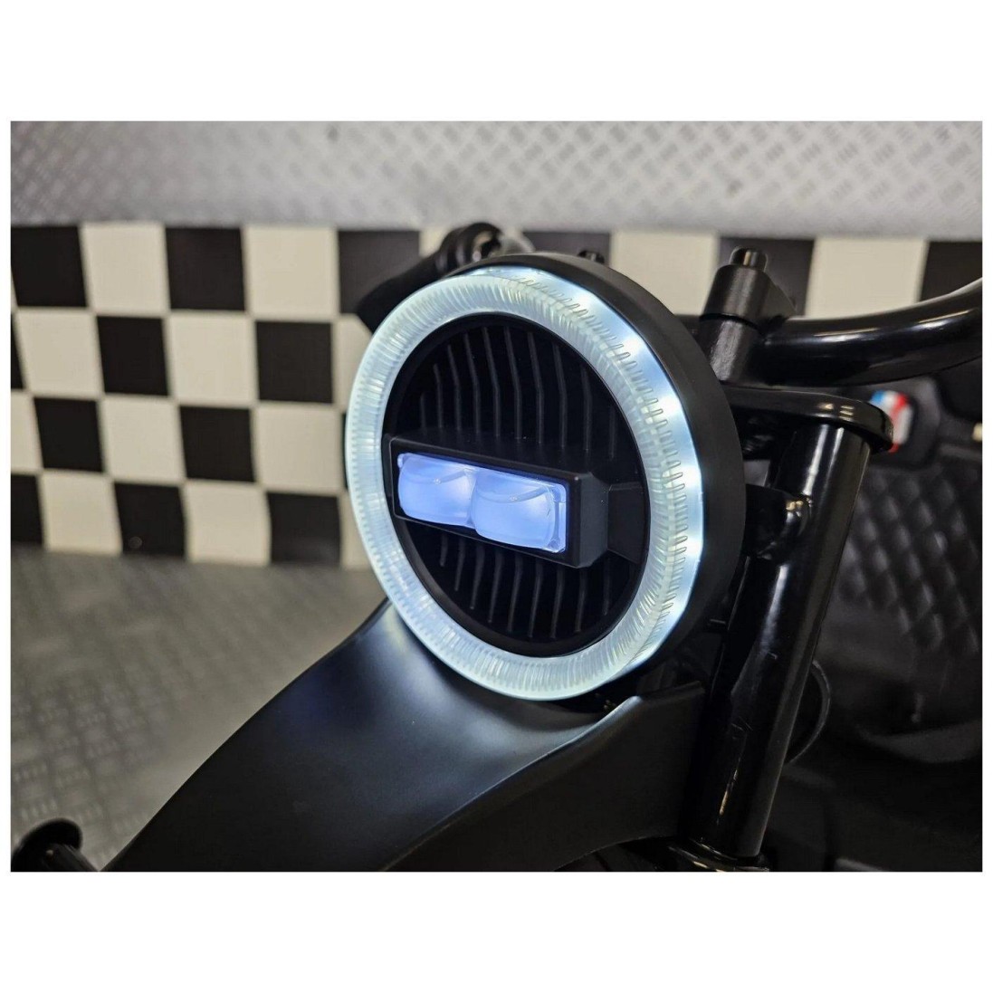 Dječji tricikel 24V Black Dječji tricikel 24V Black