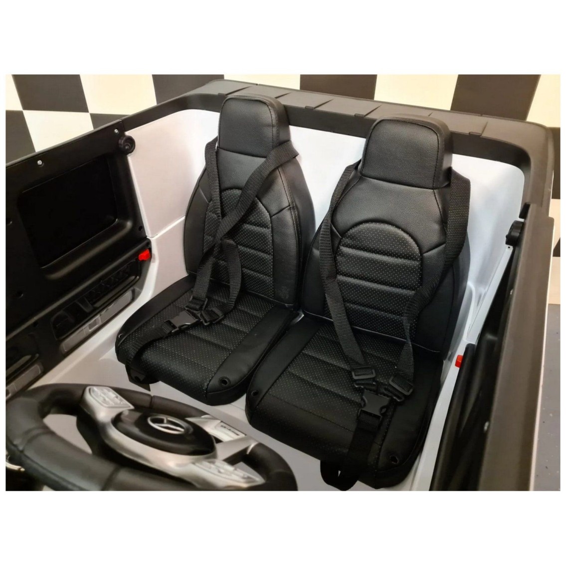 24V Mercedes G63 - otroški avto na akumulator, bel