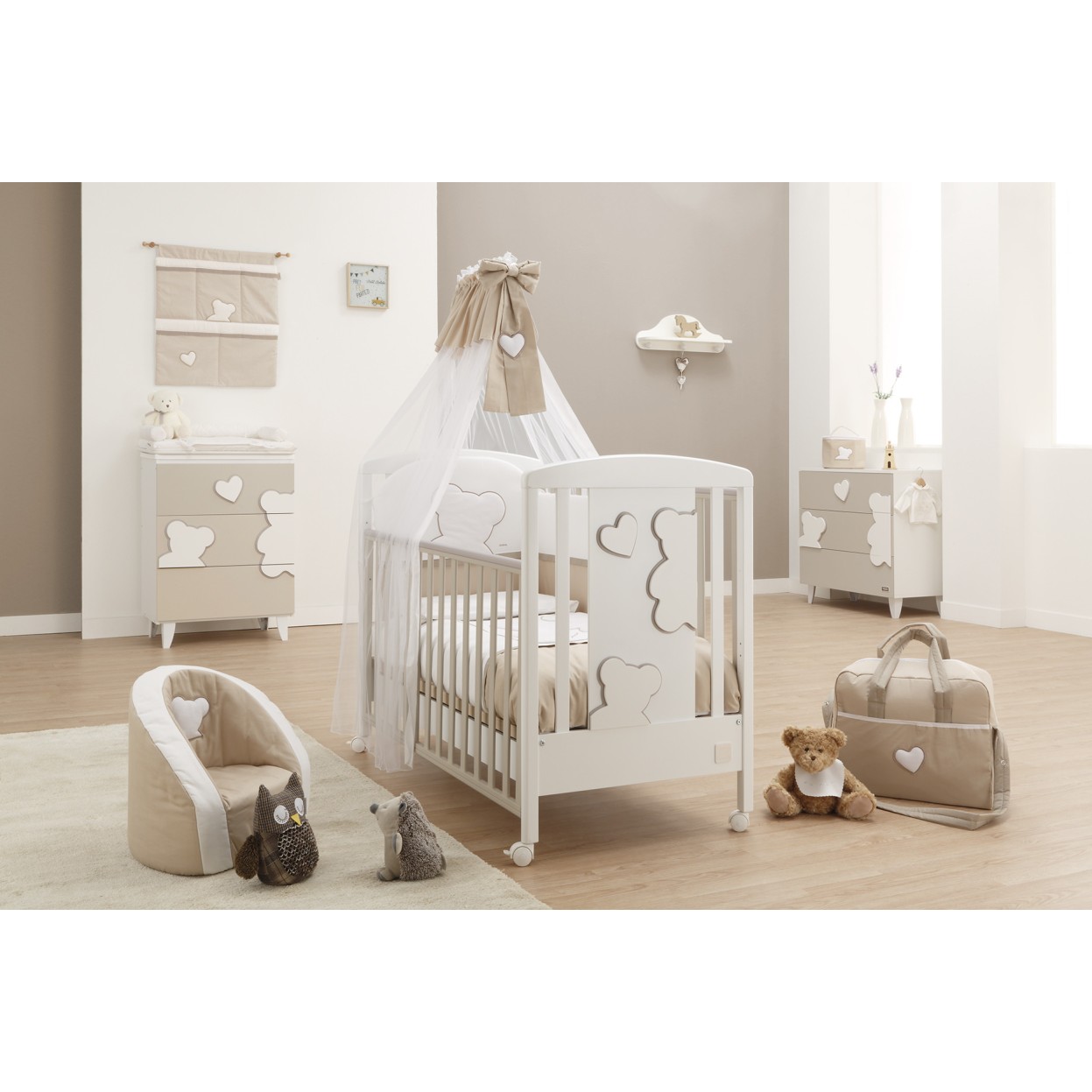 MATISSE White Choco lesena otroška postelja z vzmetnico