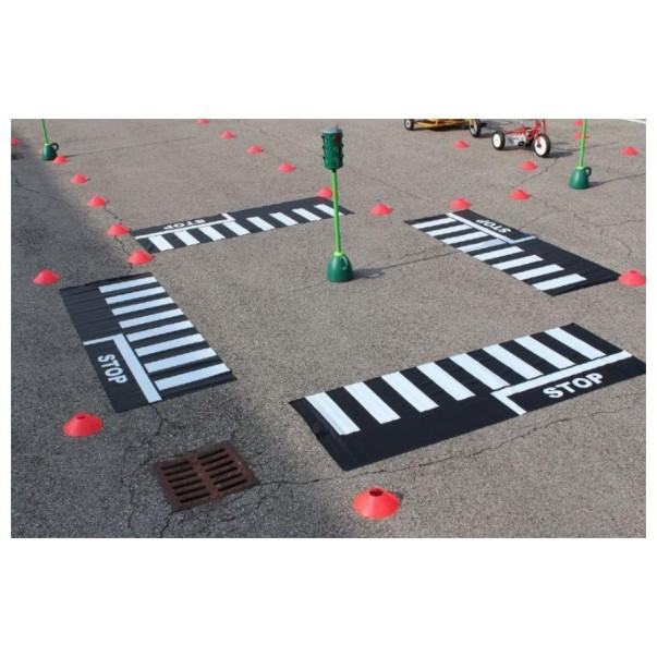 Prometni znaki - prehod za pešče