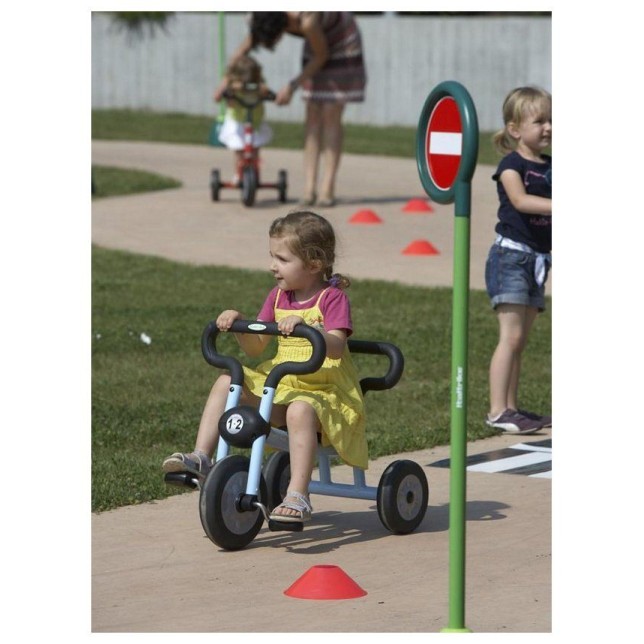 Guralica s pedalima LINEA PILOT 100 WALKER ACTIVE Guralica s pedalima LINEA PILOT 100 WALKER ACTIVE