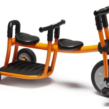 Tricikel za 2 otroka LINEA PILOT 200 DYNAMIC