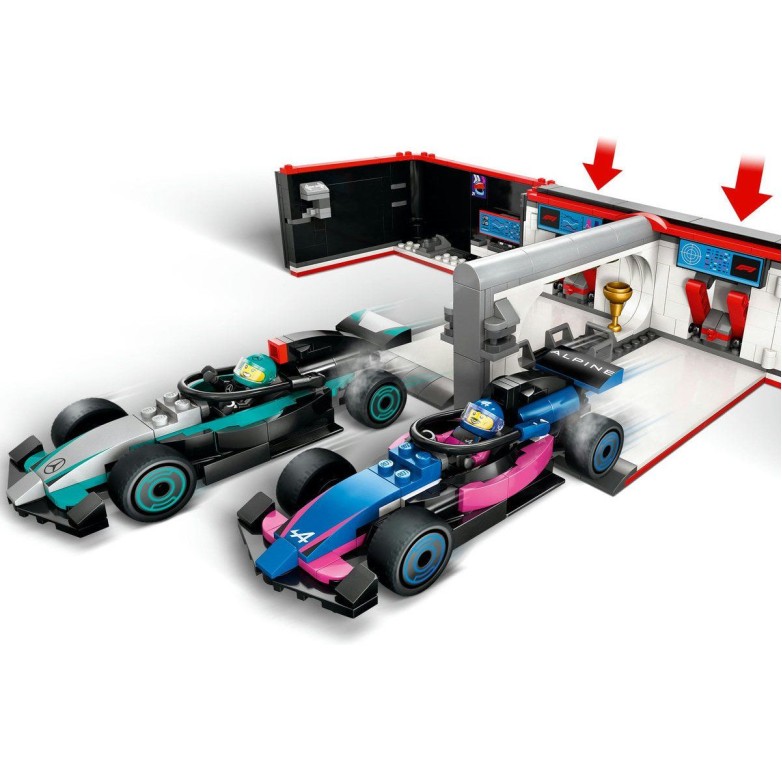 Lego® City 60444 Avtomehanična delavnica F1® ter dirkalnika Mercedes-AMG in Alpine