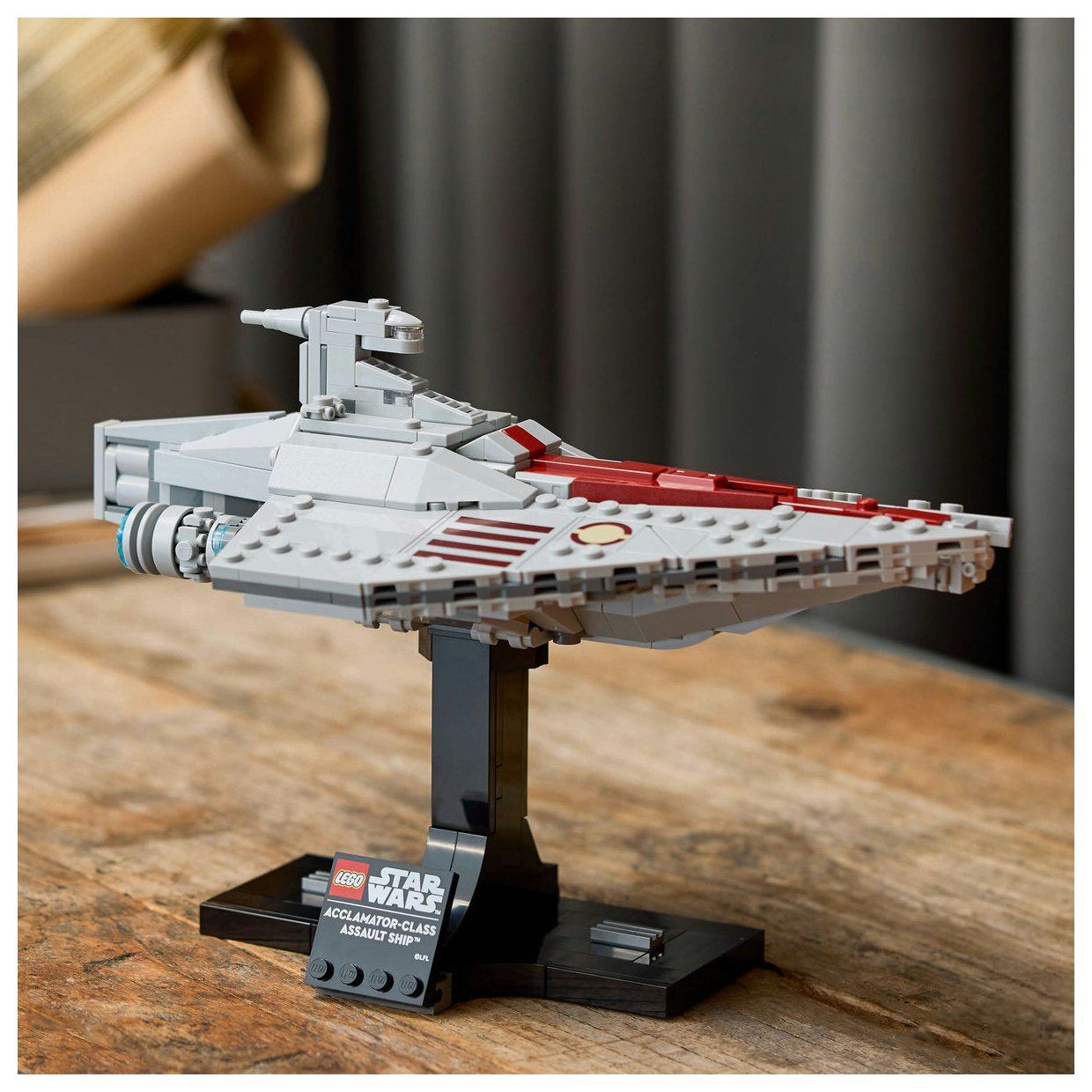 Lego® Star Wars™ 75404 Napadalna ladja razreda Acclamator™