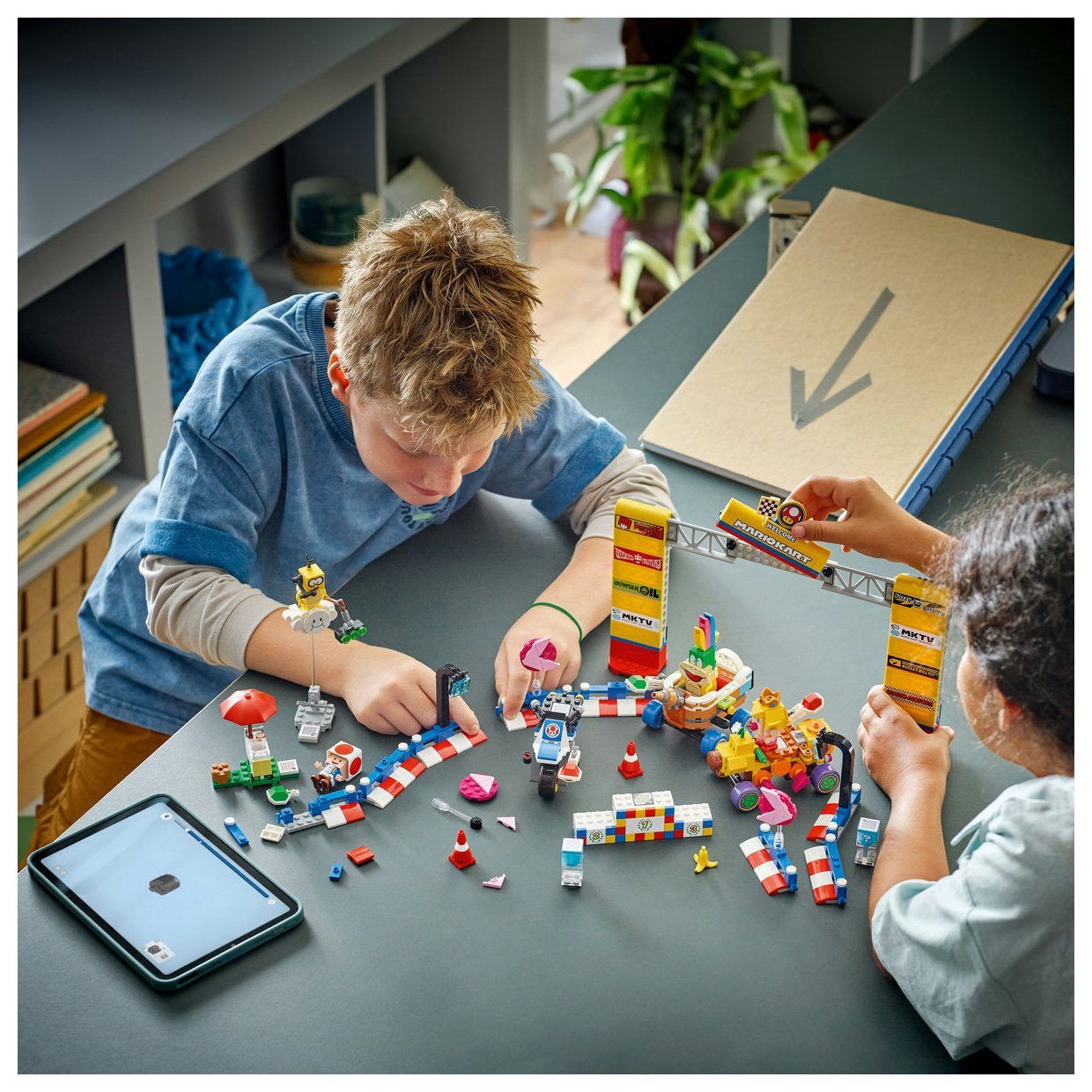 Lego® Super Mario™ 72036 Mario Kart™ – Baby Peach in Grand Prix