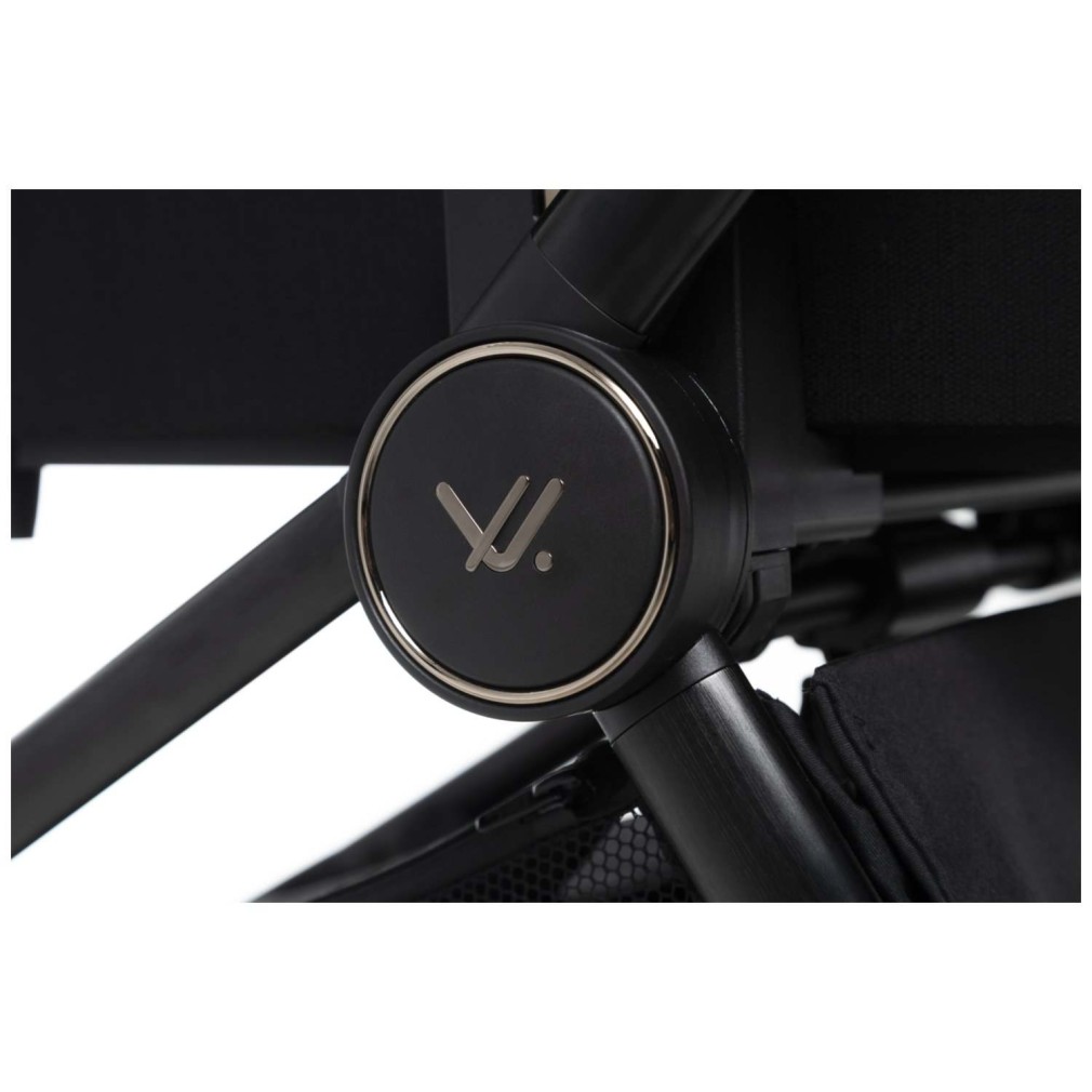 Otroški voziček QUICK SE 2 Chromium Black Otroški voziček QUICK SE 2 Chromium Black