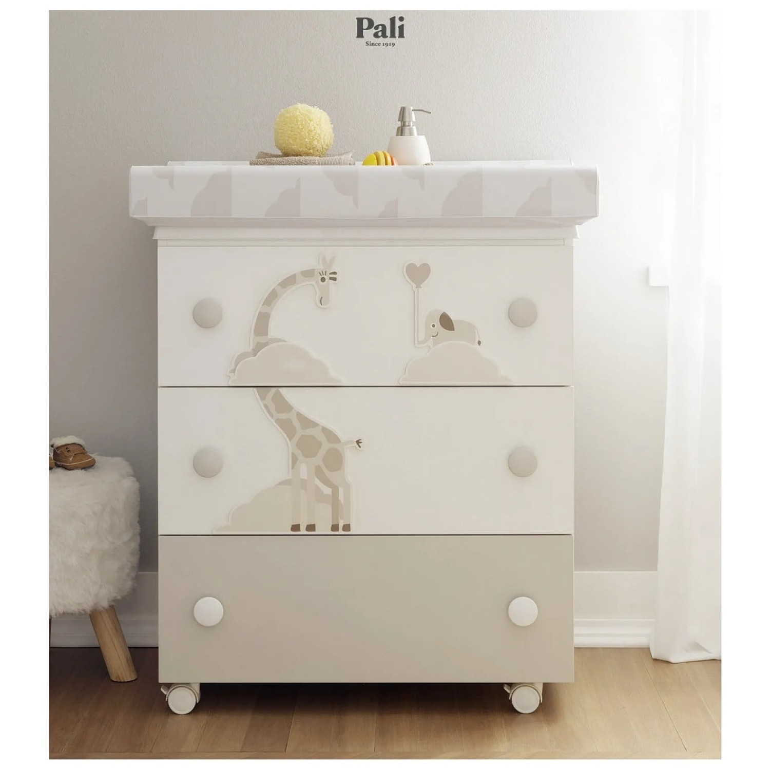 Pali SAVANA previjalna miza z banjico