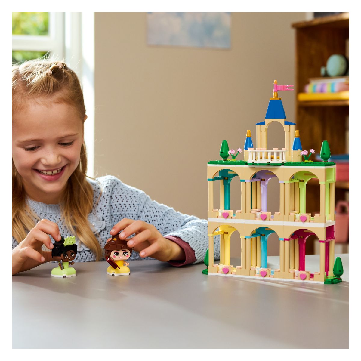 Kocke Disney Princess Mini Belle in Tiana z gradom 43291