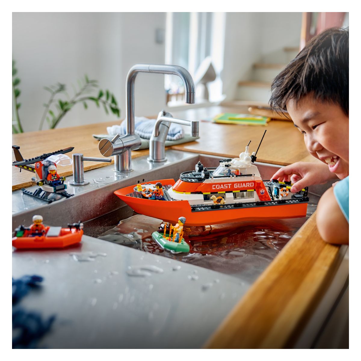 Lego City Brod i helikopter obalne straže 60504 Lego City Brod i helikopter obalne straže 60504