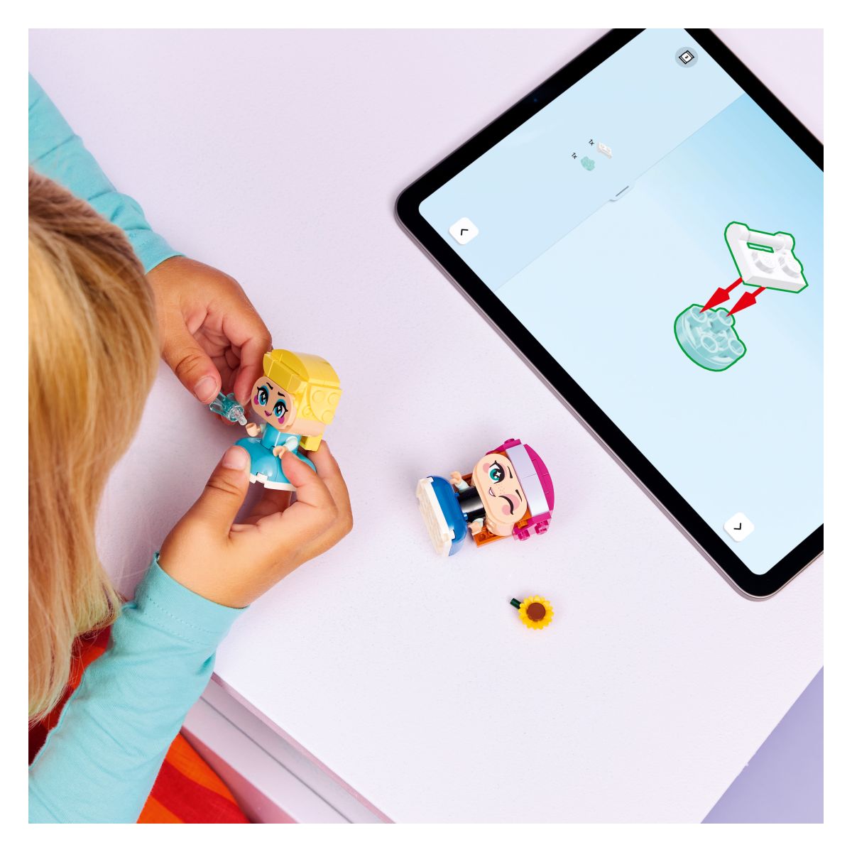 Kocke Disney Princess Mini Ana in Elza 43284