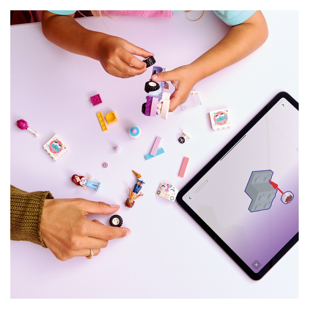 Lego Friends Samorogast avto za dostavo tort 42675