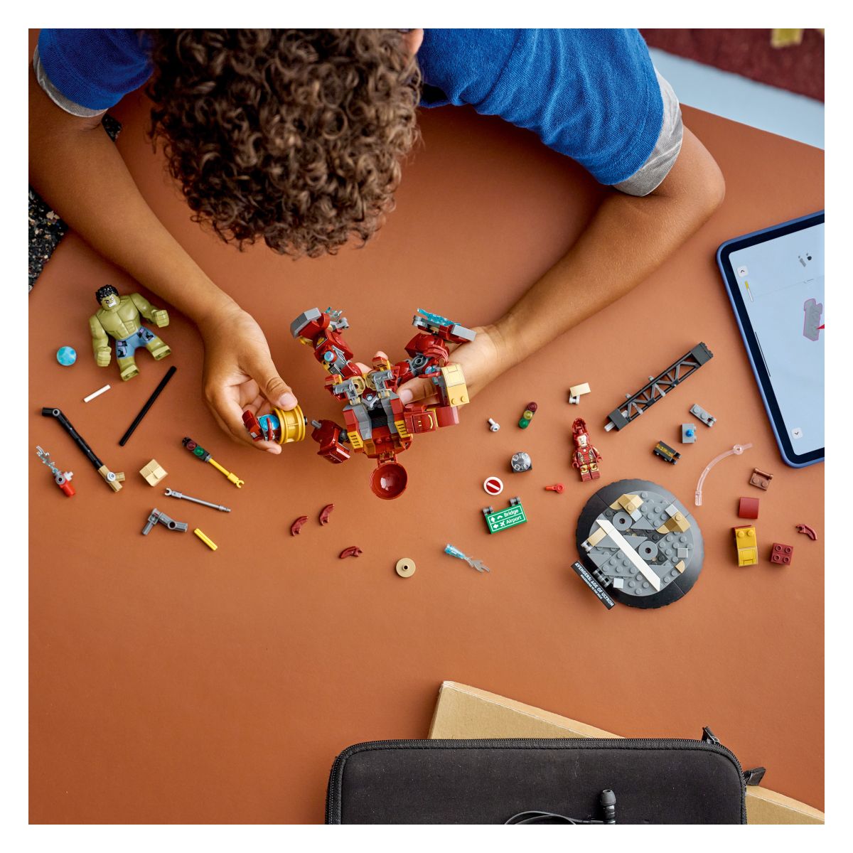 Kocke Super Heroes Epska bitka:Hulkbuster proti Hulku 76343