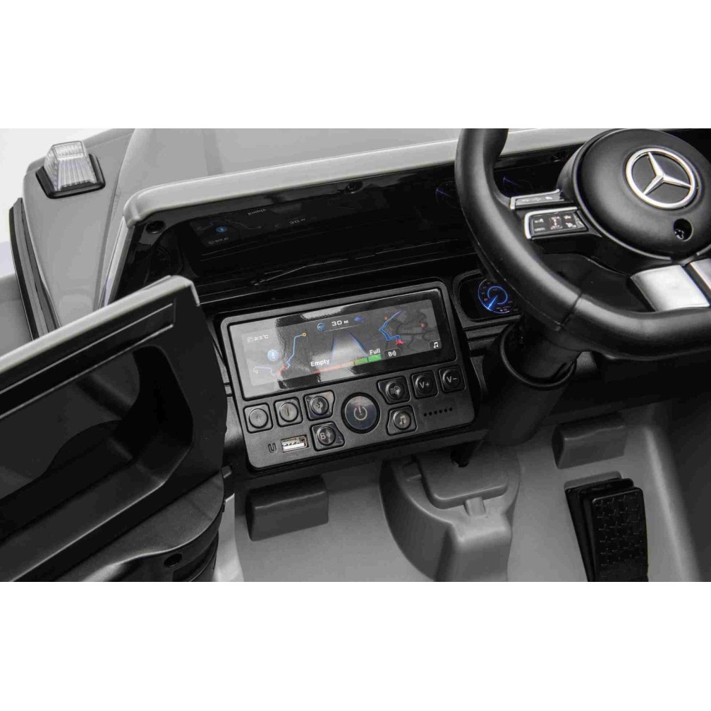Otroški električni avto Mercedes G580 Grey Silver