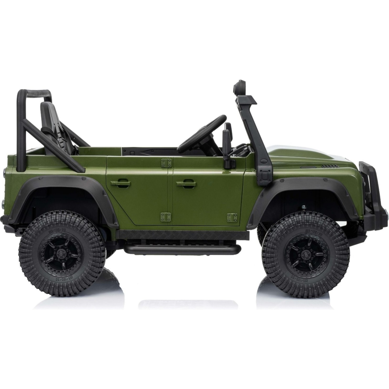 Vojni Land Rover Defender 110 SVX Vojni Land Rover Defender 110 SVX, auto za djecu