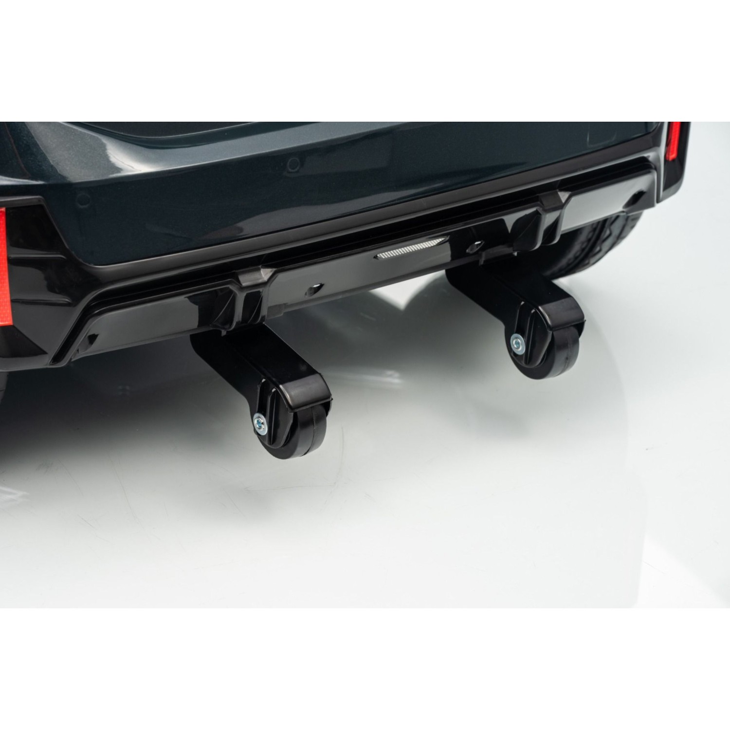 11V Mini Cooper Li, 2x25W, do 5km/h 11V Mini Cooper Li, 2x25W, do 5km/h, avto na akumulator