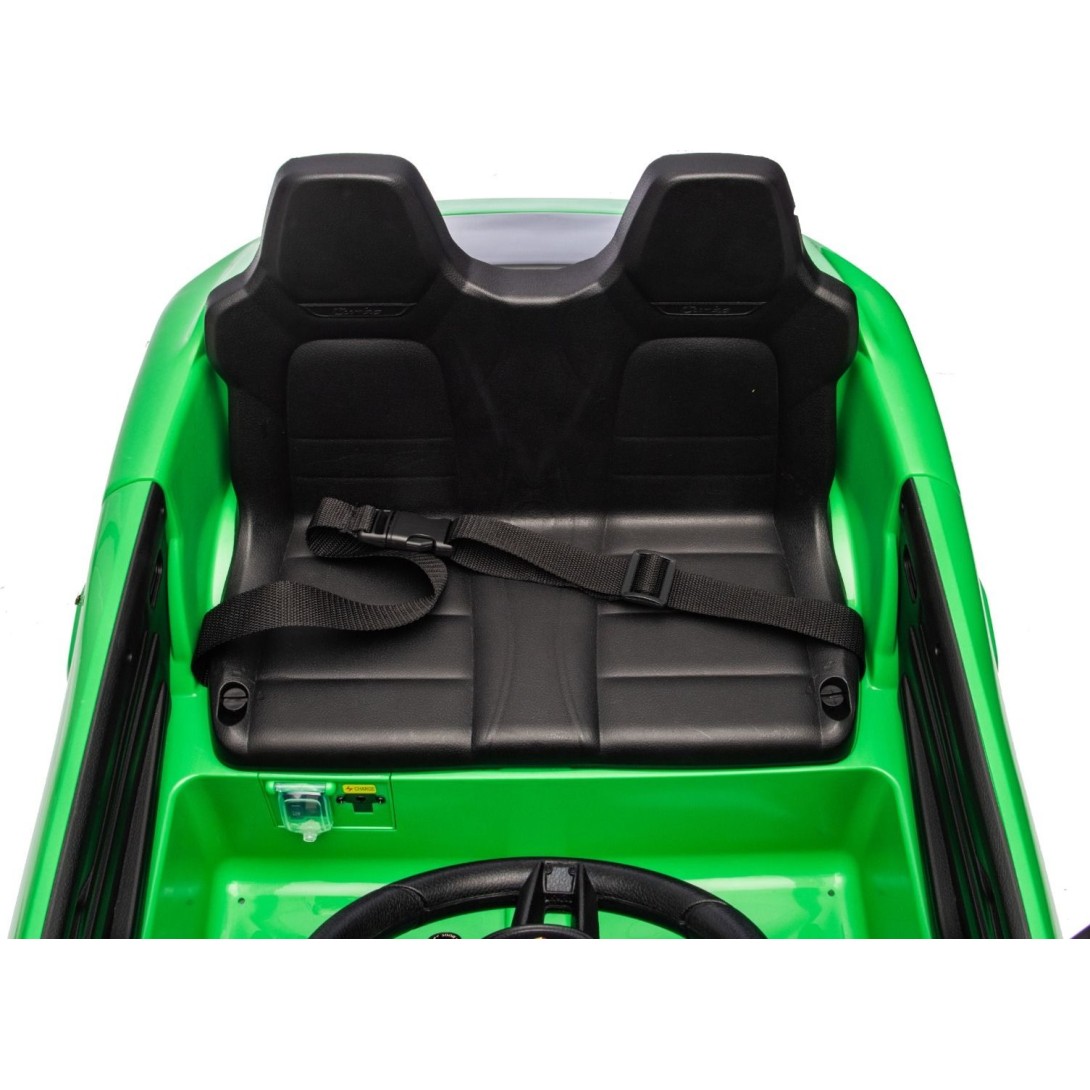 11V avto na daljinca Porsche Macan, 2x35W, 7km/h zelen 11V avto na daljinca Porsche Macan, 2x35W, 7km/h zelen
