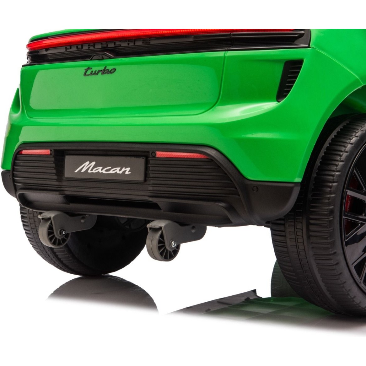 11V avto na daljinca Porsche Macan, 2x35W, 7km/h zelen 11V avto na daljinca Porsche Macan, 2x35W, 7km/h zelen