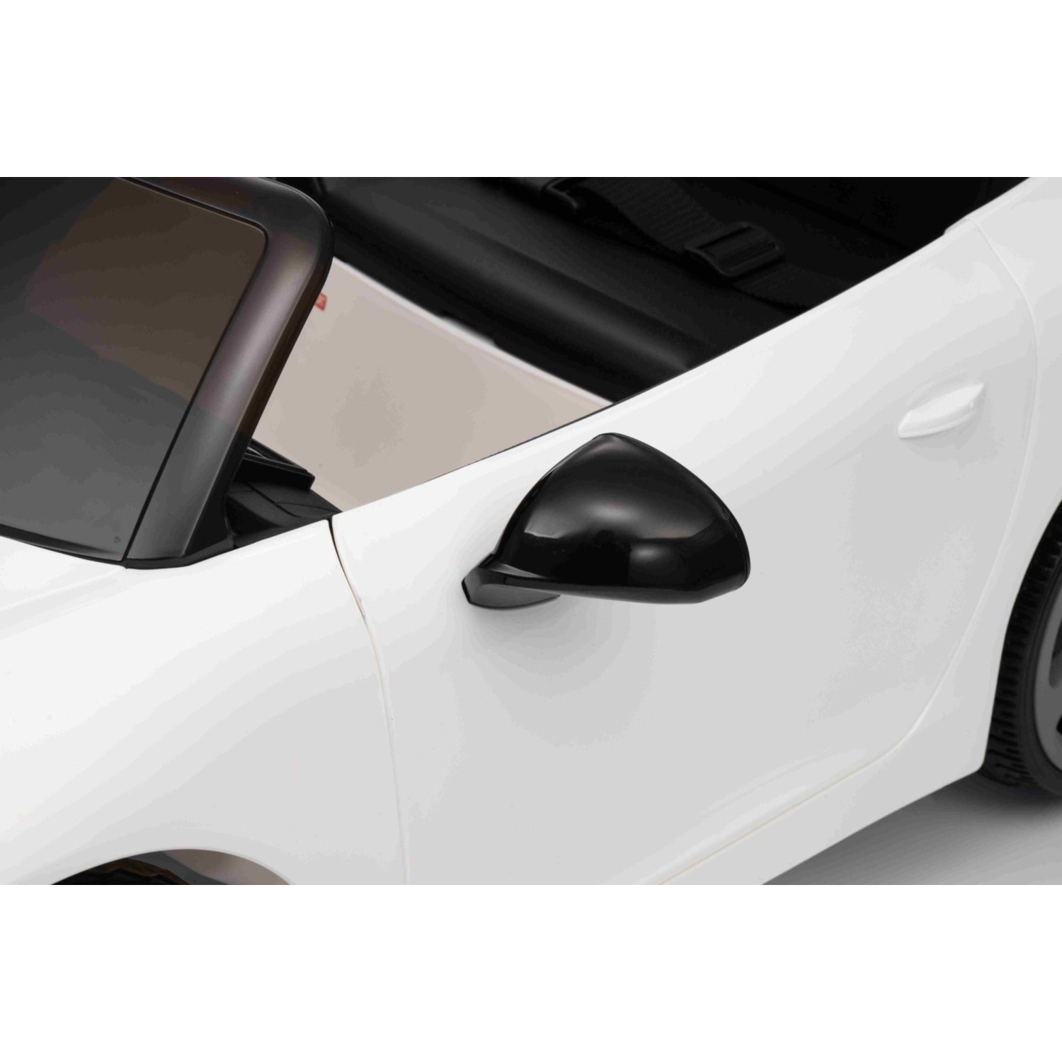 11V RUF GT, 70W, 3+ godina 11V RUF GT, 70W, 3+ godina, daljinski, auto za djecu