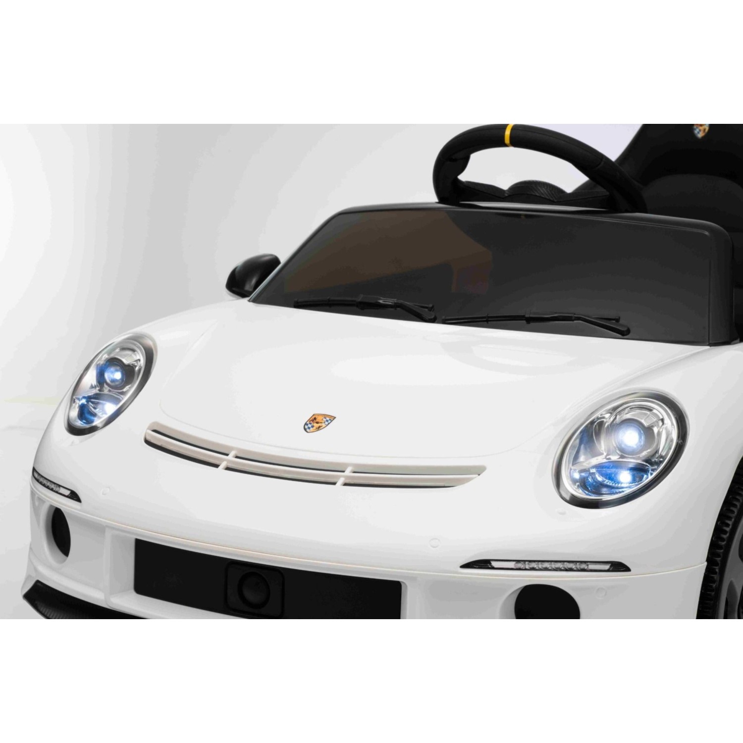 11V RUF GT, 70W, 3+ godina 11V RUF GT, 70W, 3+ godina, daljinski, auto za djecu