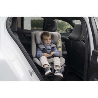 Autosjedalica Inglesina i-Size COPERNICO 360° Vulcan Black 40-145 cm Autosjedalica Inglesina i-Size COPERNICO 360° Vulcan Black 40-145 cm