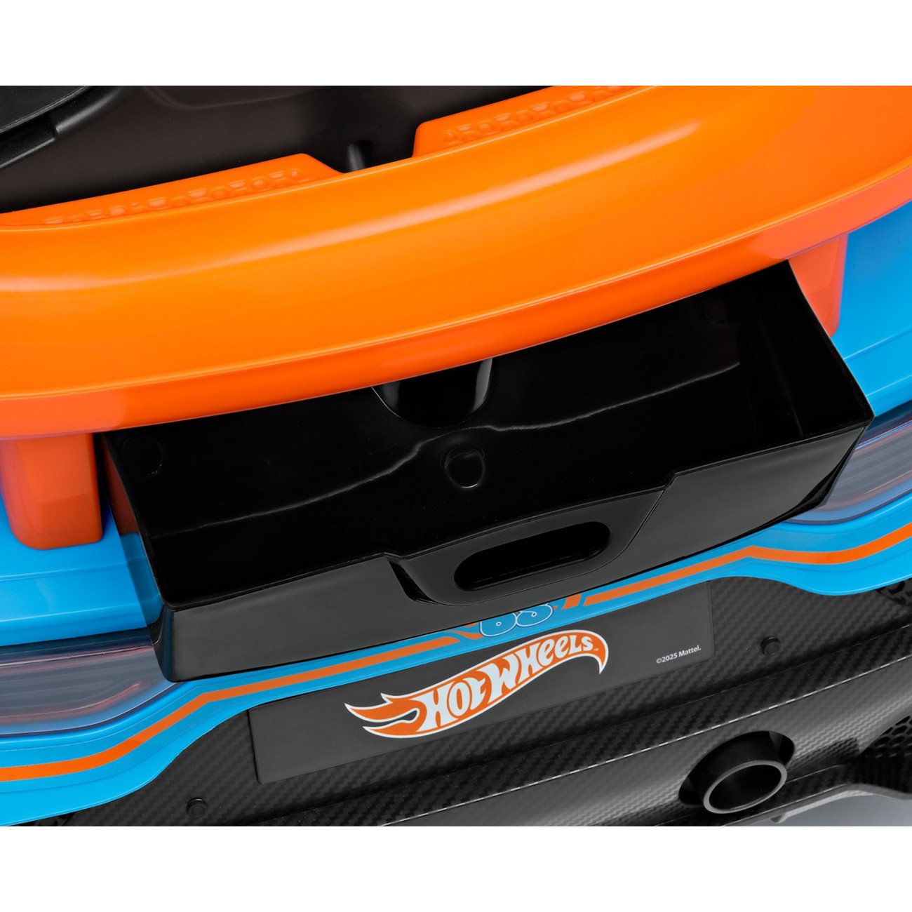 11V Hot Wheels avto na daljinca za prve dirkaške vožnje