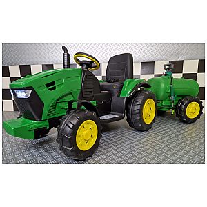 Otroški traktor 12V s cisterno za vodo